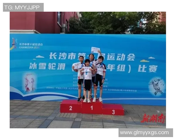 绿茵场上追风少年以速度与激情书写传奇篇章